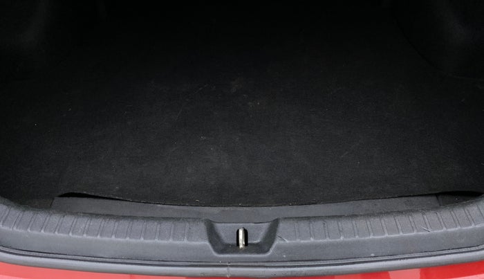 2019 Toyota YARIS J MT, Petrol, Manual, 27,652 km, Boot Inside