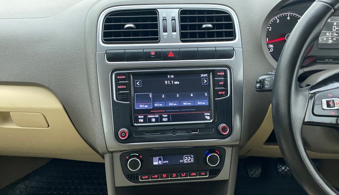 2019 Volkswagen Vento HIGHLINE PETROL, Petrol, Manual, 16,313 km, Air Conditioner