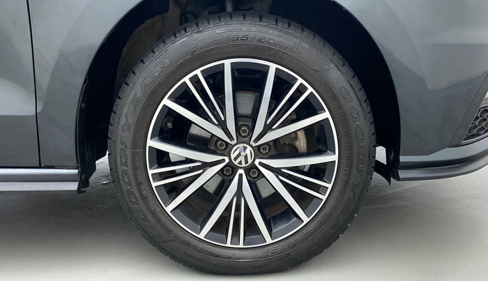 2019 Volkswagen Vento HIGHLINE PETROL, Petrol, Manual, 16,313 km, Right Front Wheel