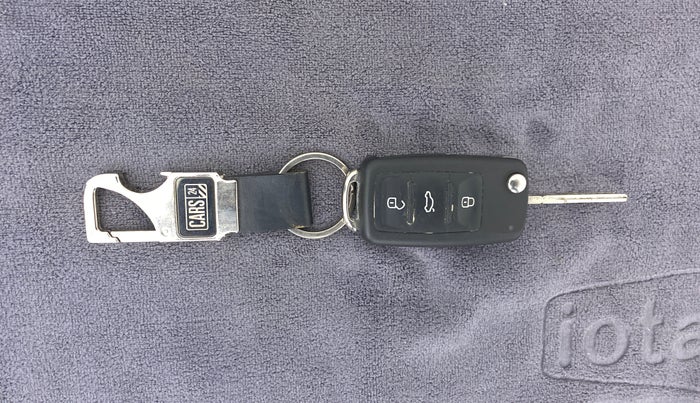 2019 Volkswagen Vento HIGHLINE PETROL, Petrol, Manual, 16,313 km, Key Close Up