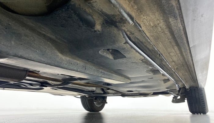 2019 Volkswagen Vento HIGHLINE PETROL, Petrol, Manual, 16,313 km, Right Side Underbody