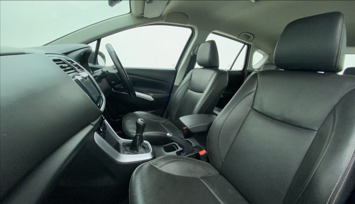 2020 Maruti S Cross ALPHA 1.5, Petrol, Manual, 28,121 km, Right Side Front Door Cabin