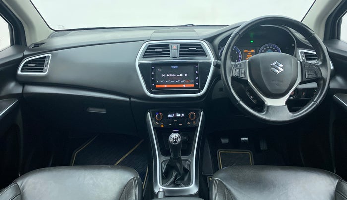 2020 Maruti S Cross ALPHA 1.5, Petrol, Manual, 28,121 km, Dashboard