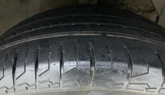 2020 Maruti S Cross ALPHA 1.5, Petrol, Manual, 28,121 km, Right Front Tyre Tread