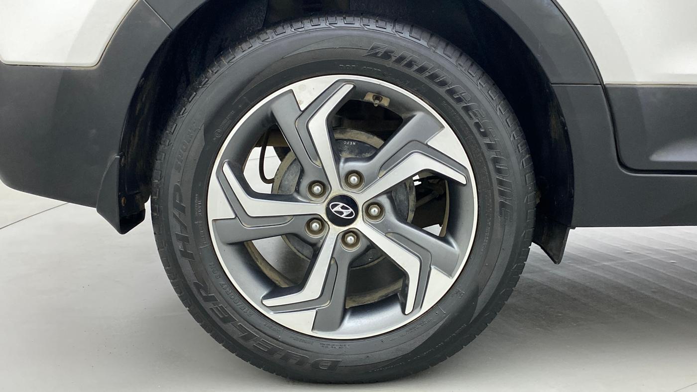 2018 Hyundai Creta SX AT 1.6 DIESEL, Diesel, Automatic, 74,337 km, Right Rear Wheel