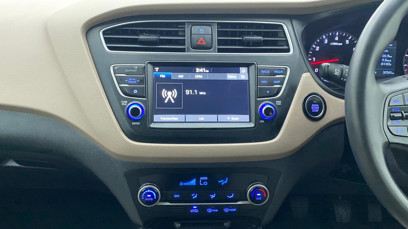 2019 Hyundai Elite i20 ASTA 1.2 (O), Petrol, Manual, 30,767 km, Air Conditioner