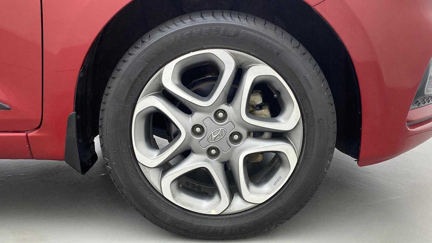 2019 Hyundai Elite i20 ASTA 1.2 (O), Petrol, Manual, 30,767 km, Right Front Wheel