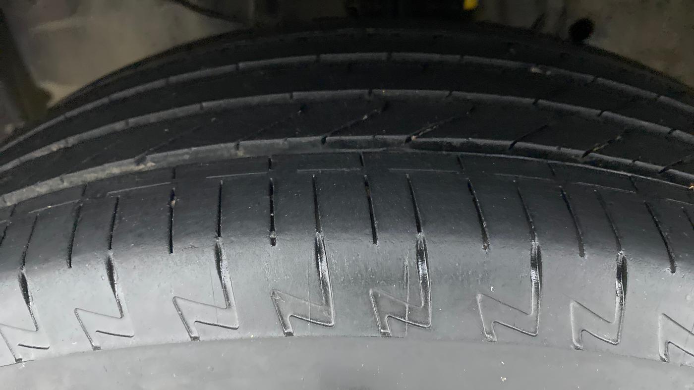 2017 Honda Jazz 1.2L I-VTEC SV, Petrol, Manual, 63,093 km, Left Front Tyre Tread