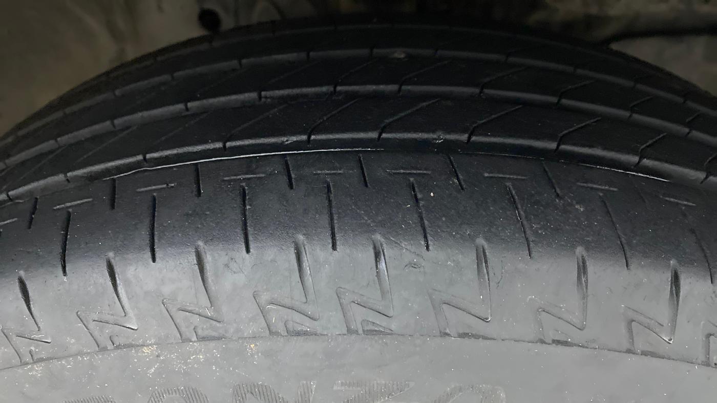 2017 Honda Jazz 1.2L I-VTEC SV, Petrol, Manual, 63,093 km, Right Front Tyre Tread