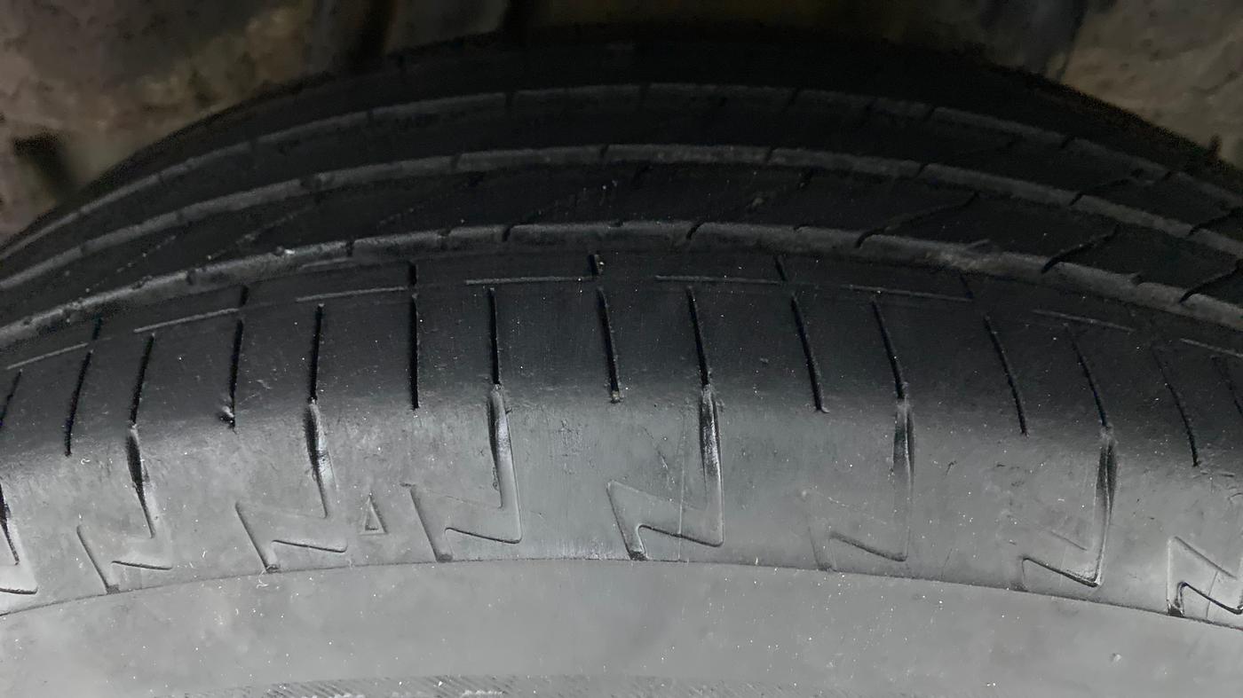 2017 Honda Jazz 1.2L I-VTEC SV, Petrol, Manual, 63,093 km, Left Rear Tyre Tread