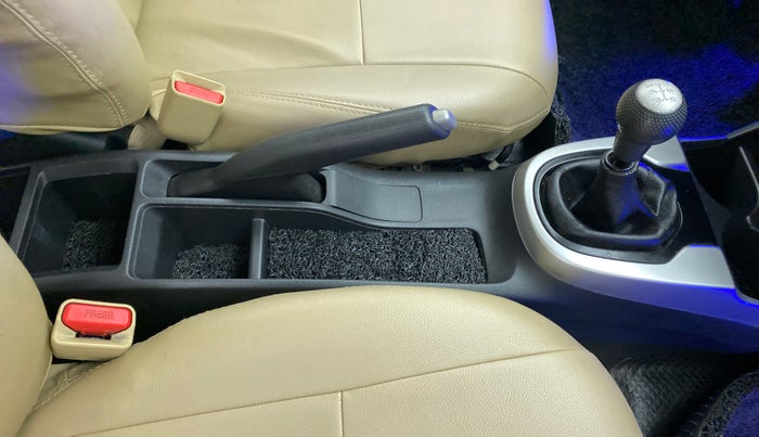 2017 Honda Jazz 1.2L I-VTEC SV, Petrol, Manual, 63,093 km, Gear Lever