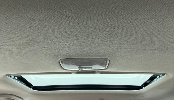 2022 Hyundai VENUE SX 1.5 CRDI, Diesel, Manual, 9,624 km, Moonroof/ Sunroof