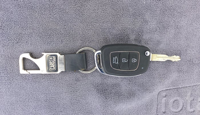 2022 Hyundai VENUE SX 1.5 CRDI, Diesel, Manual, 9,624 km, Key Close Up