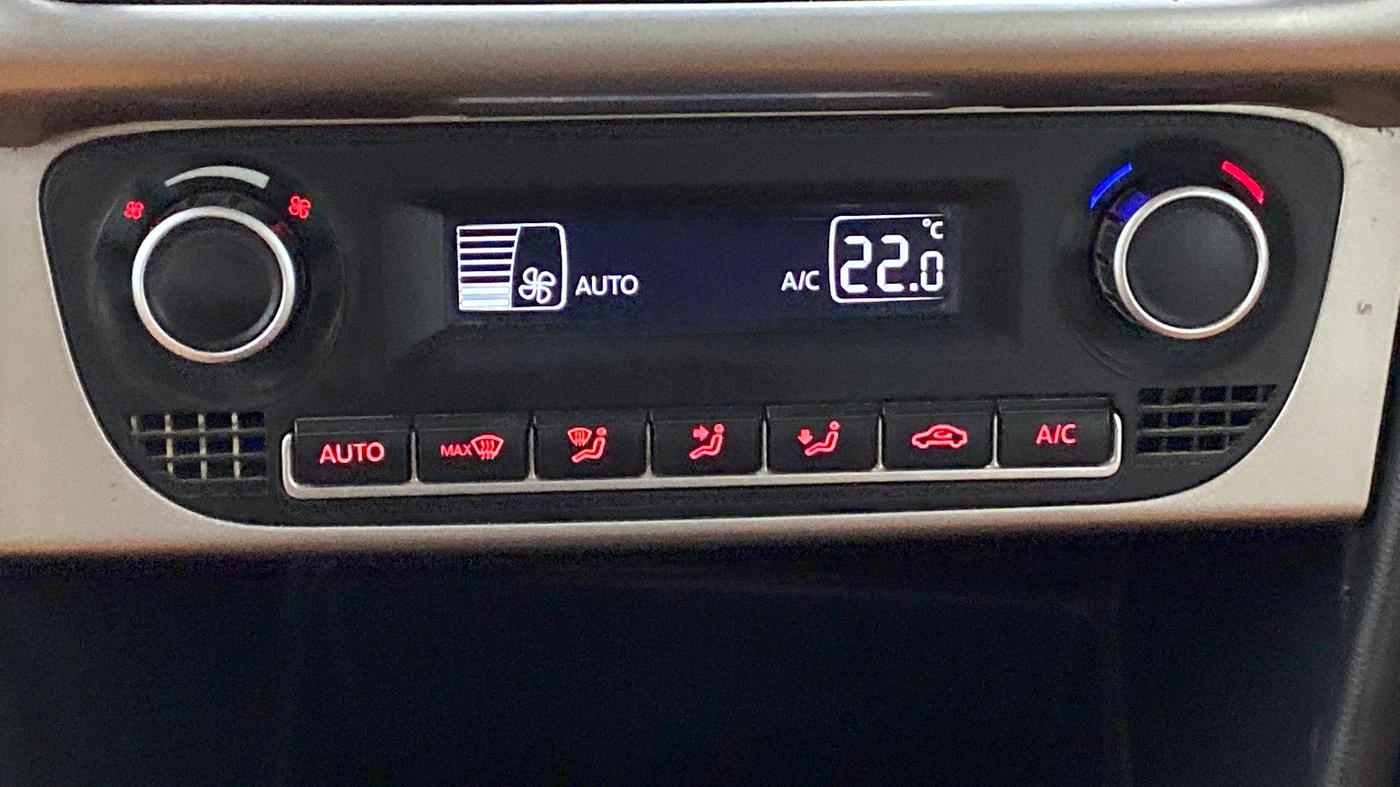 2017 Volkswagen Polo HIGHLINE1.2L PETROL, Petrol, Manual, 98,115 km, Automatic Climate Control
