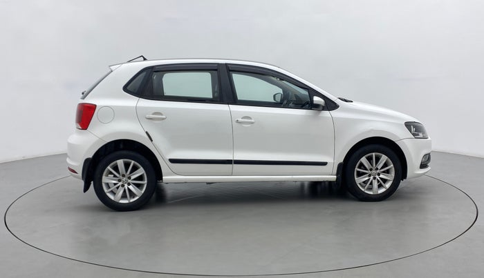 2017 Volkswagen Polo HIGHLINE1.2L PETROL, Petrol, Manual, 98,115 km, Right Side View
