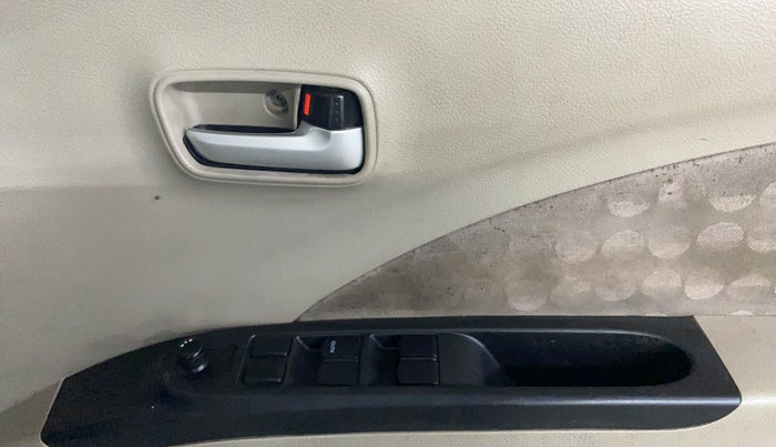 2017 Maruti Celerio ZXI, Petrol, Manual, 91,090 km, Driver Side Door Panels Control