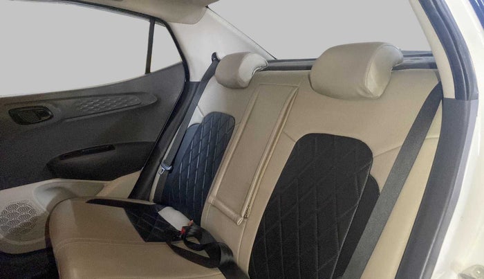 2020 Hyundai AURA S 1.2, Petrol, Manual, 49,931 km, Right Side Rear Door Cabin