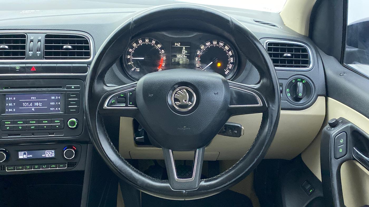2018 Skoda Rapid 1.5 TDI MT AMBITION, Diesel, Manual, 58,503 km, Steering Wheel Close Up