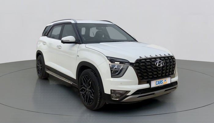 2022 Hyundai ALCAZAR 2.0 SIGNATURE (O) AT 6STR, Petrol, Automatic, 10,456 km, Right Front Diagonal