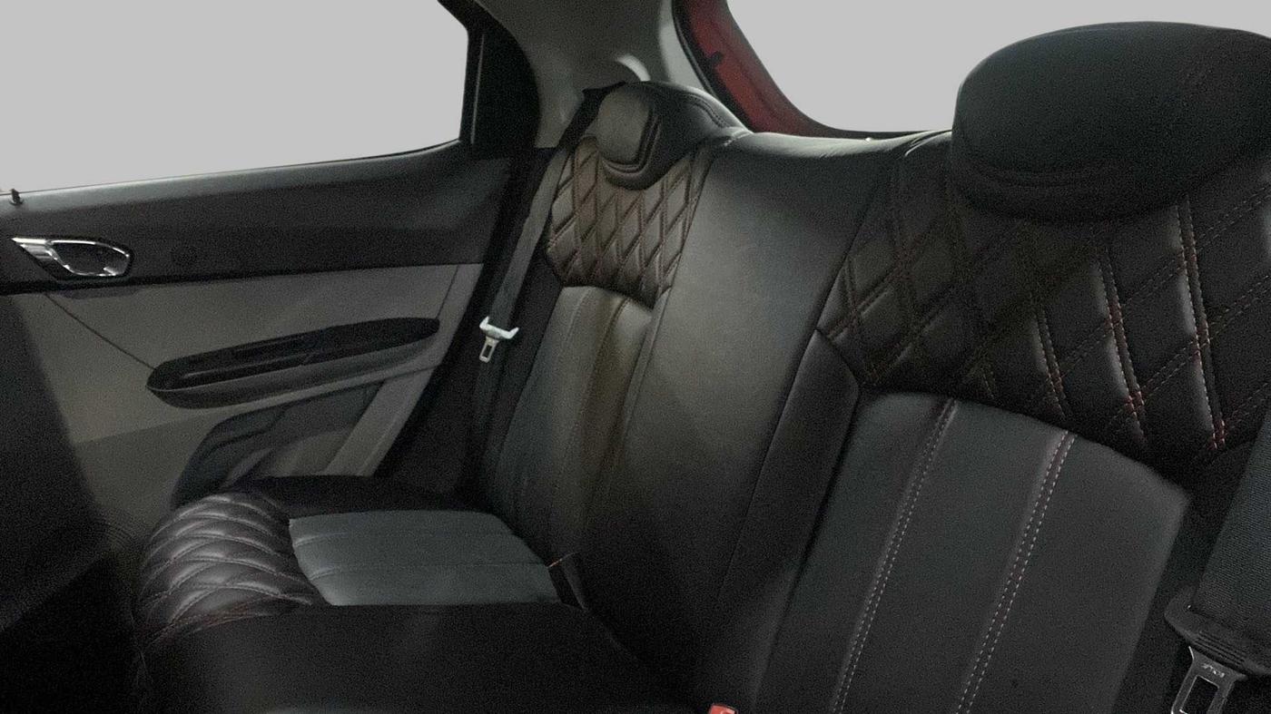 2020 Tata Tiago XZA PLUS DUAL TONE PETROL, Petrol, Automatic, 18,420 km, Right Side Rear Door Cabin