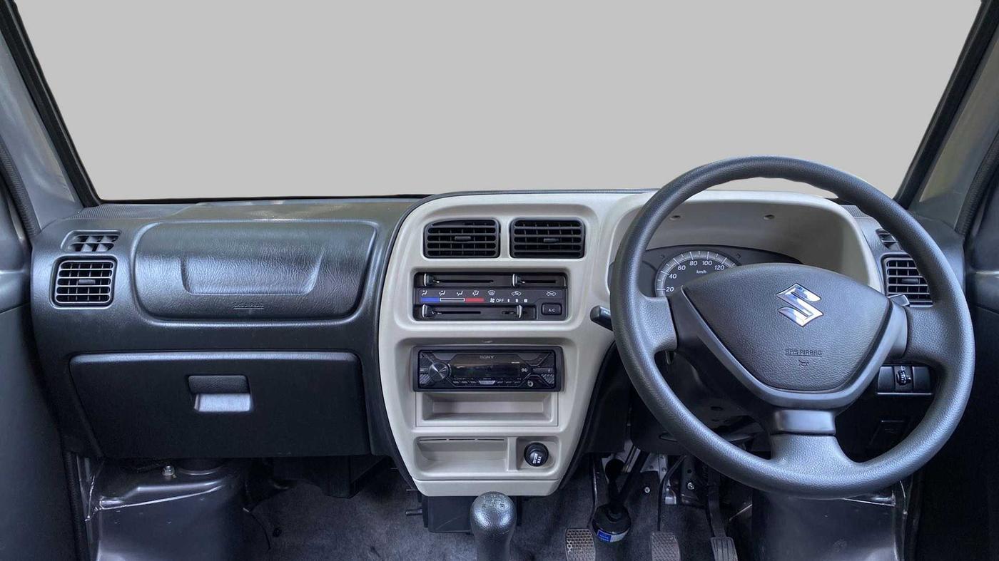 2022 Maruti Eeco 5 STR AC CNG (O), CNG, Manual, 2,075 km, Dashboard