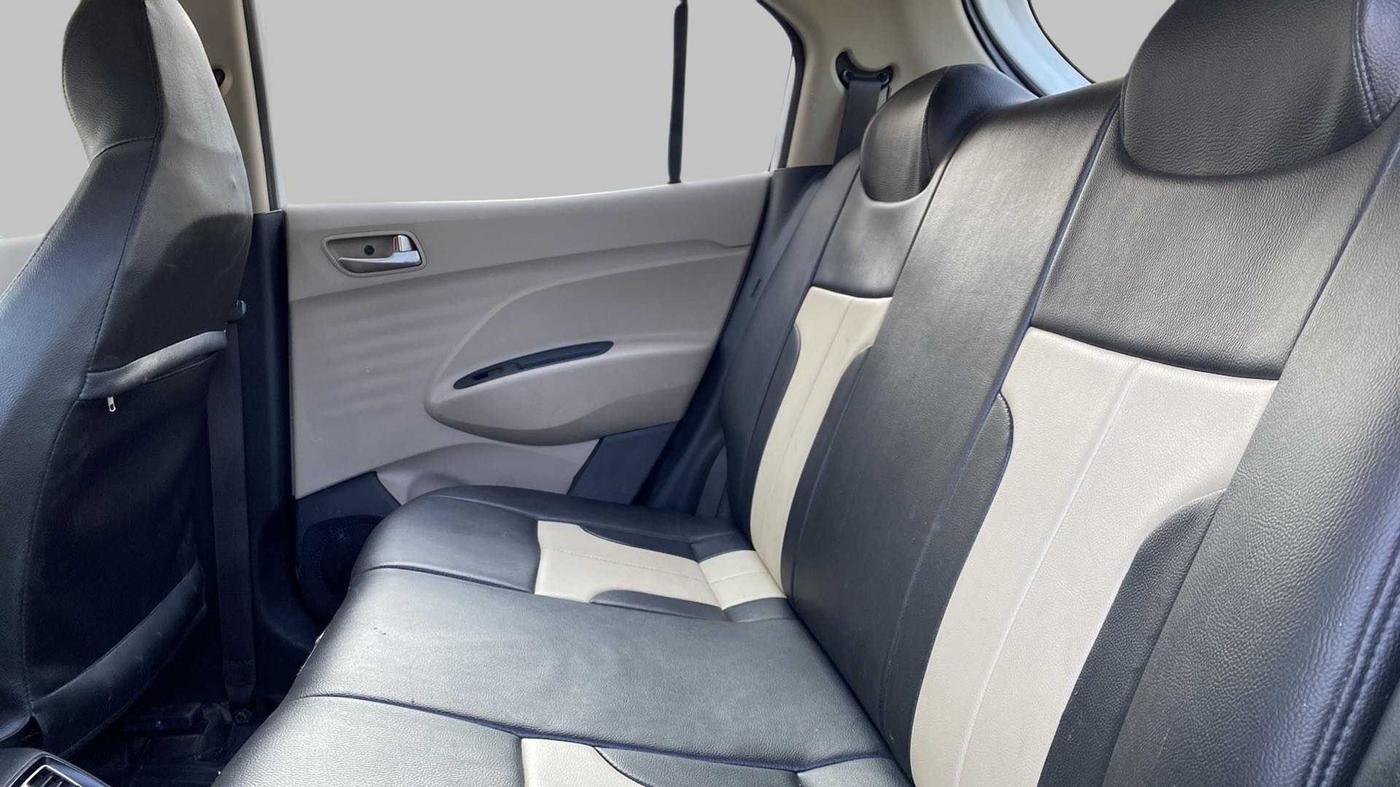 2018 Hyundai NEW SANTRO MAGNA, Petrol, Manual, 55,363 km, Right Side Rear Door Cabin