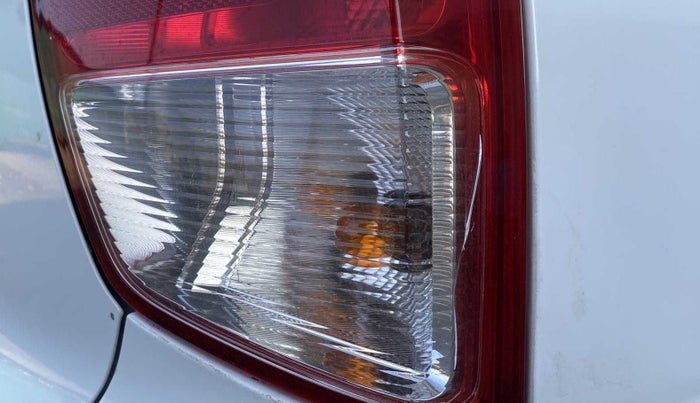 2018 Hyundai NEW SANTRO MAGNA, Petrol, Manual, 55,363 km, Right tail light - Minor damage