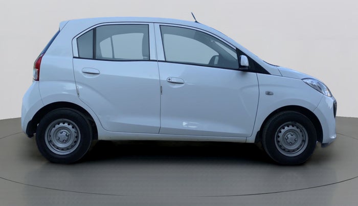 2018 Hyundai NEW SANTRO MAGNA, Petrol, Manual, 55,363 km, Right Side View