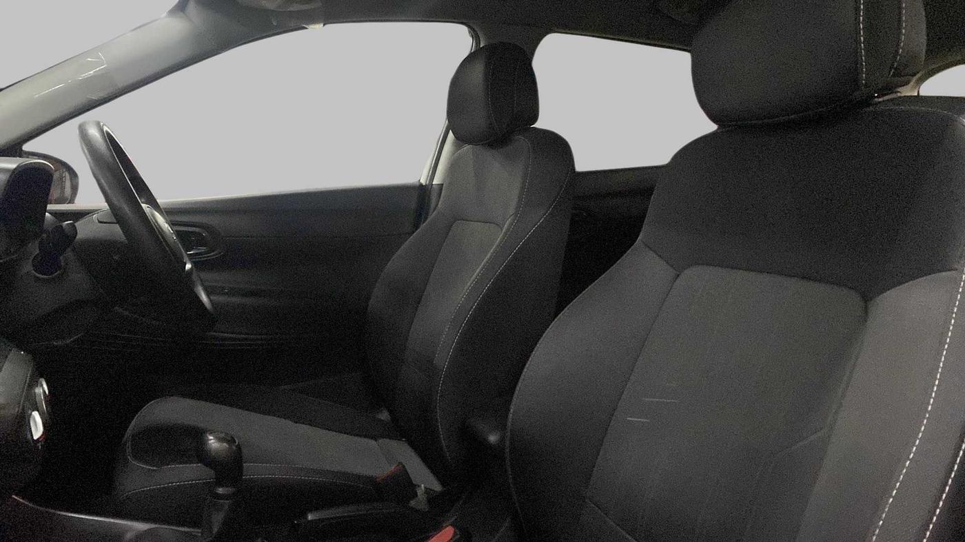 2021 Hyundai NEW I20 SPORTZ 1.2 MT, Petrol, Manual, 12,641 km, Right Side Front Door Cabin