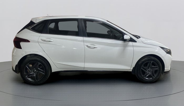 2021 Hyundai NEW I20 SPORTZ 1.2 MT, Petrol, Manual, 12,641 km, Right Side View