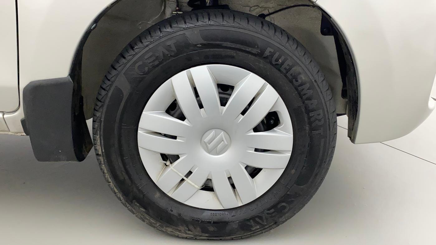2022 Maruti Alto VXI, Petrol, Manual, 1,521 km, Right Front Wheel