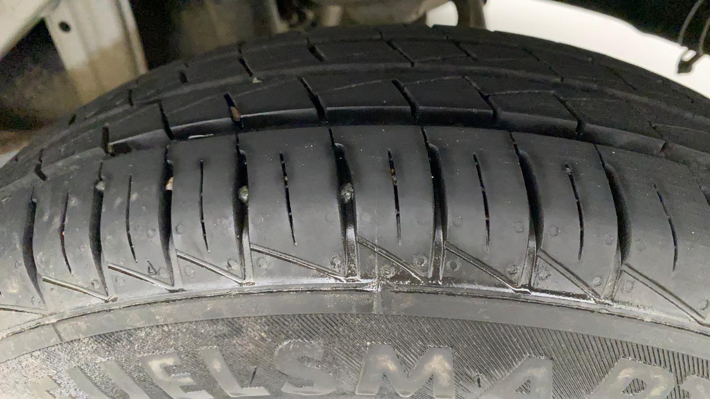 2022 Maruti Alto VXI, Petrol, Manual, 1,521 km, Left Rear Tyre Tread