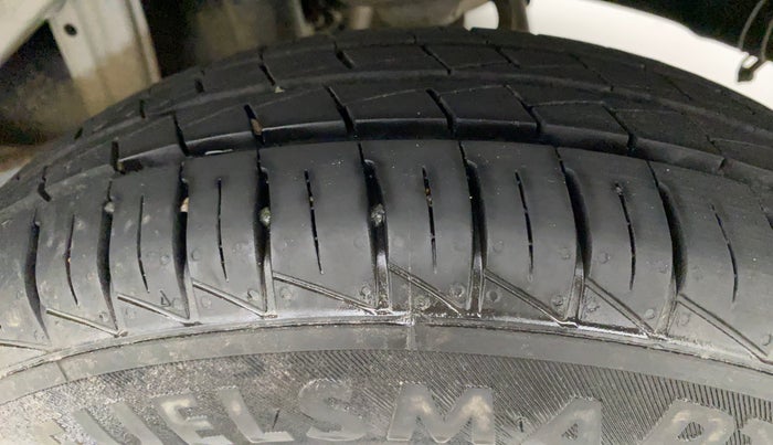 2022 Maruti Alto VXI, Petrol, Manual, 1,521 km, Left Rear Tyre Tread