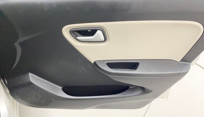 2022 Maruti Alto VXI, Petrol, Manual, 1,521 km, Driver Side Door Panels Control