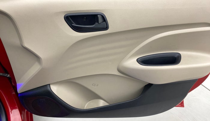 2020 Hyundai NEW SANTRO MAGNA, Petrol, Manual, 13,184 km, Driver Side Door Panels Control