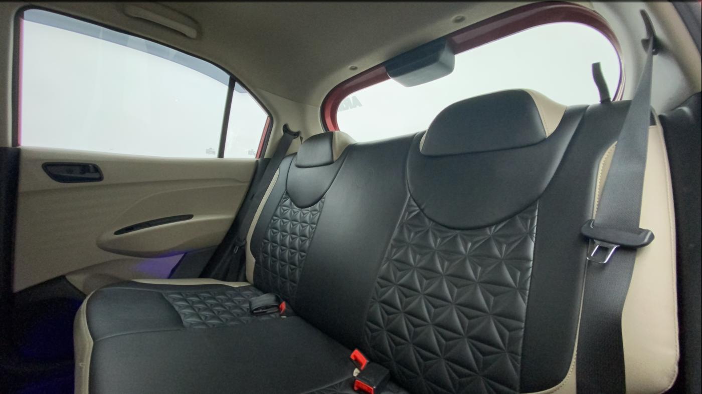 2020 Hyundai NEW SANTRO MAGNA, Petrol, Manual, 13,184 km, Right Side Rear Door Cabin