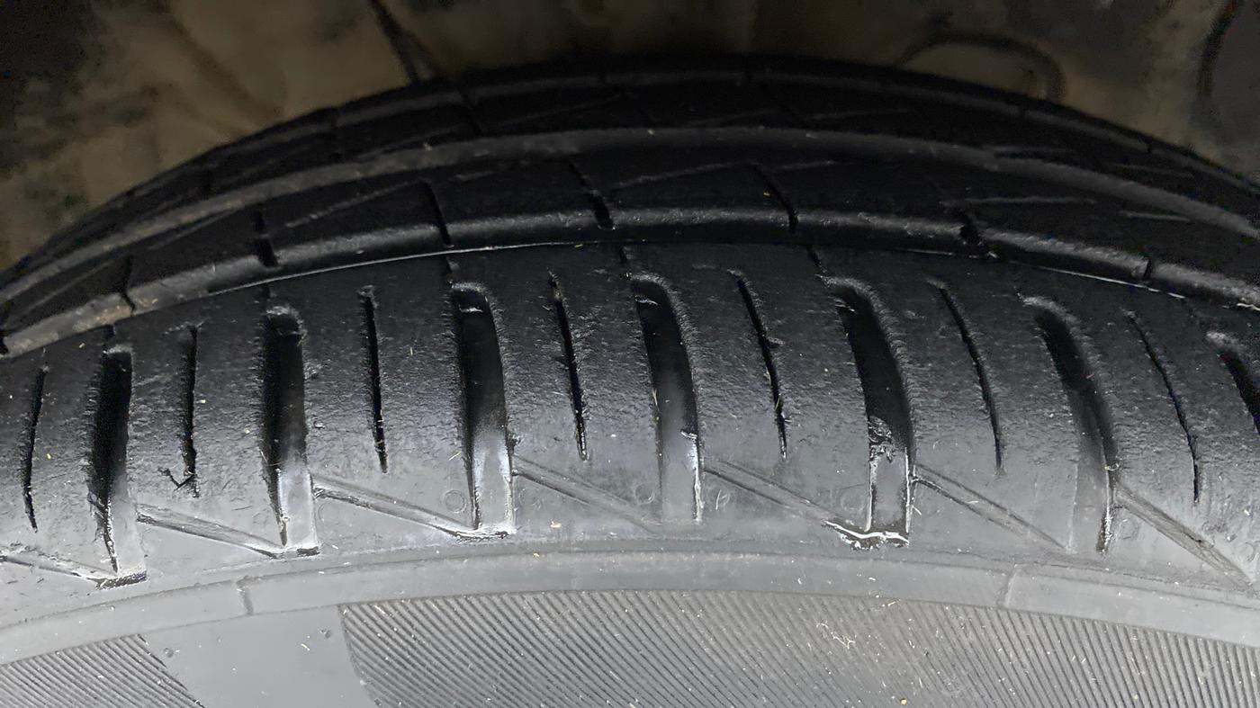 2020 Hyundai NEW SANTRO MAGNA, Petrol, Manual, 13,184 km, Right Front Tyre Tread
