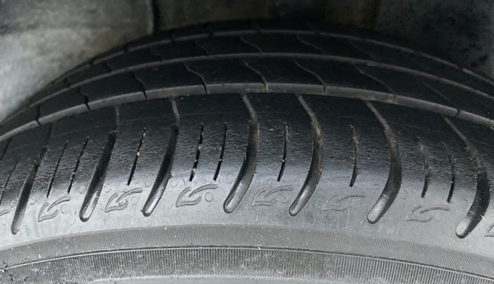 2020 Tata ALTROZ XZ PETROL, Petrol, Manual, 55,321 km, Left Rear Tyre Tread