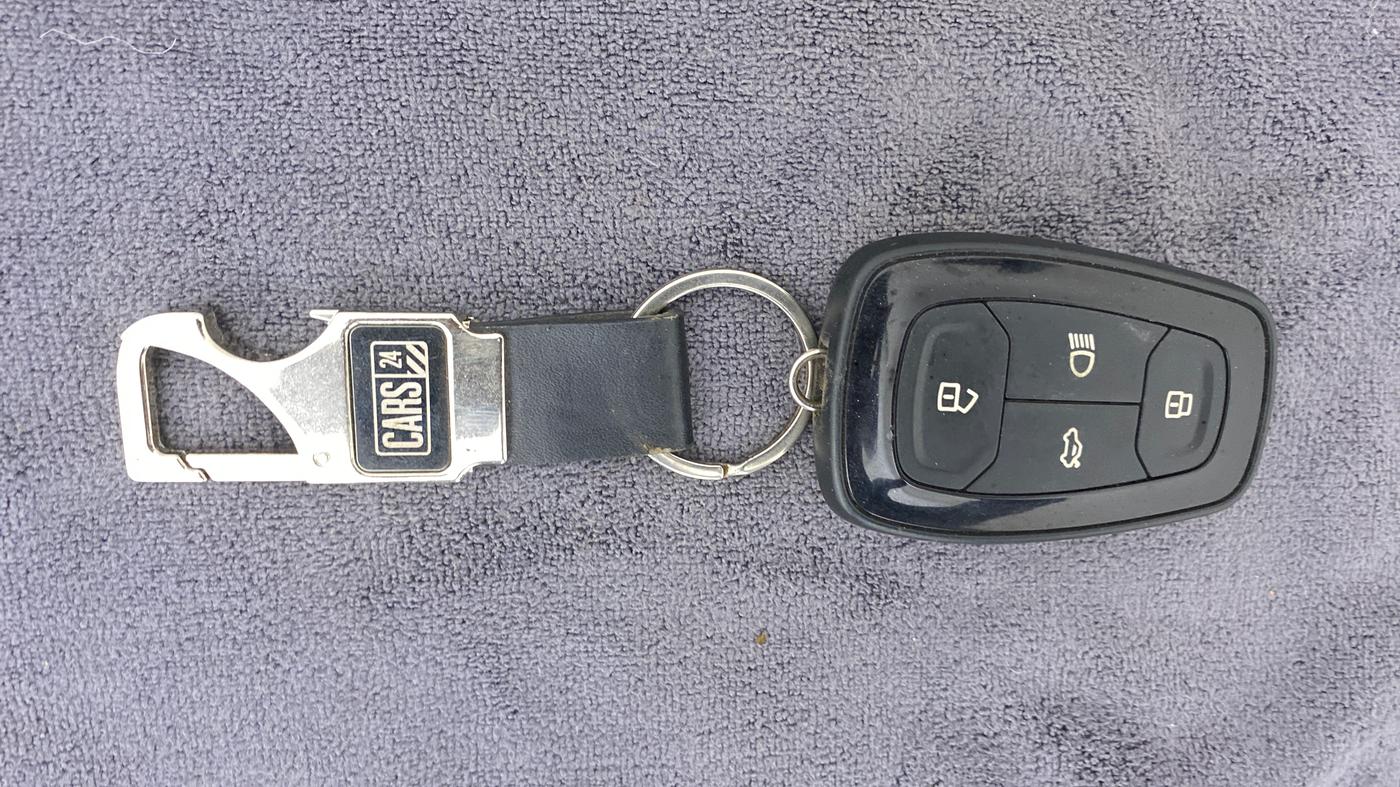 2020 Tata ALTROZ XZ PETROL, Petrol, Manual, 55,321 km, Key Close Up