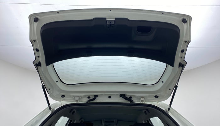 2020 Tata ALTROZ XZ PETROL, Petrol, Manual, 55,321 km, Boot Door Open