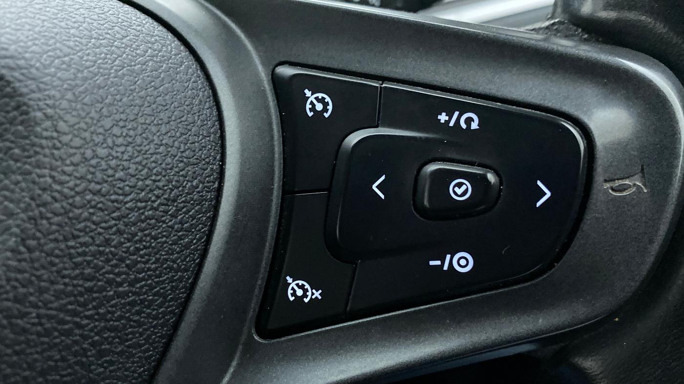 2020 Tata ALTROZ XZ PETROL, Petrol, Manual, 55,321 km, Adaptive Cruise Control