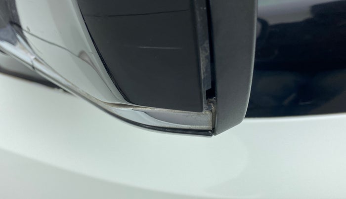2020 Tata ALTROZ XZ PETROL, Petrol, Manual, 55,321 km, Left rear-view mirror - Slight misalignment