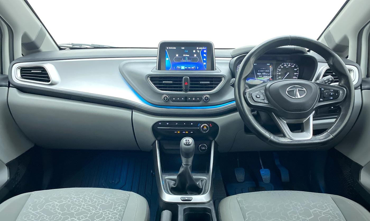2020 Tata ALTROZ XZ PETROL, Petrol, Manual, 55,321 km, Dashboard