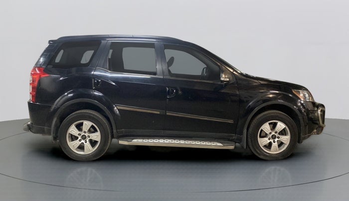 2015 Mahindra XUV500 W8, Diesel, Manual, 35,902 km, Right Side View
