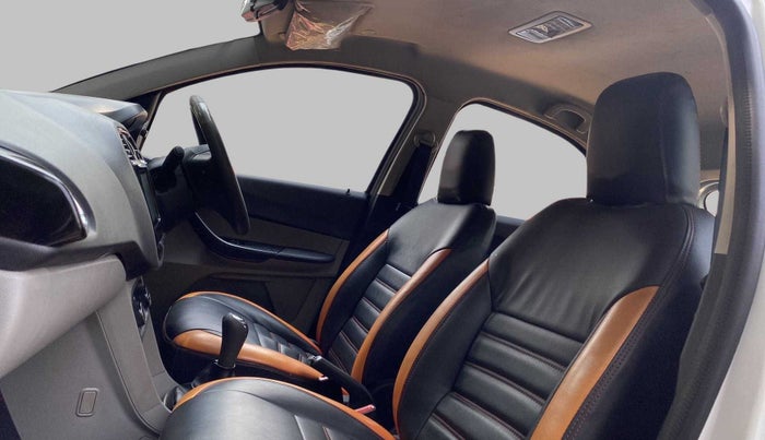 2019 Tata Tiago XZ PLUS DUAL TONE PETROL, Petrol, Manual, 35,228 km, Right Side Front Door Cabin