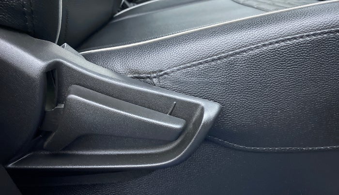 2021 Maruti S PRESSO VXI+, Petrol, Manual, 4,065 km, Driver Side Adjustment Panel