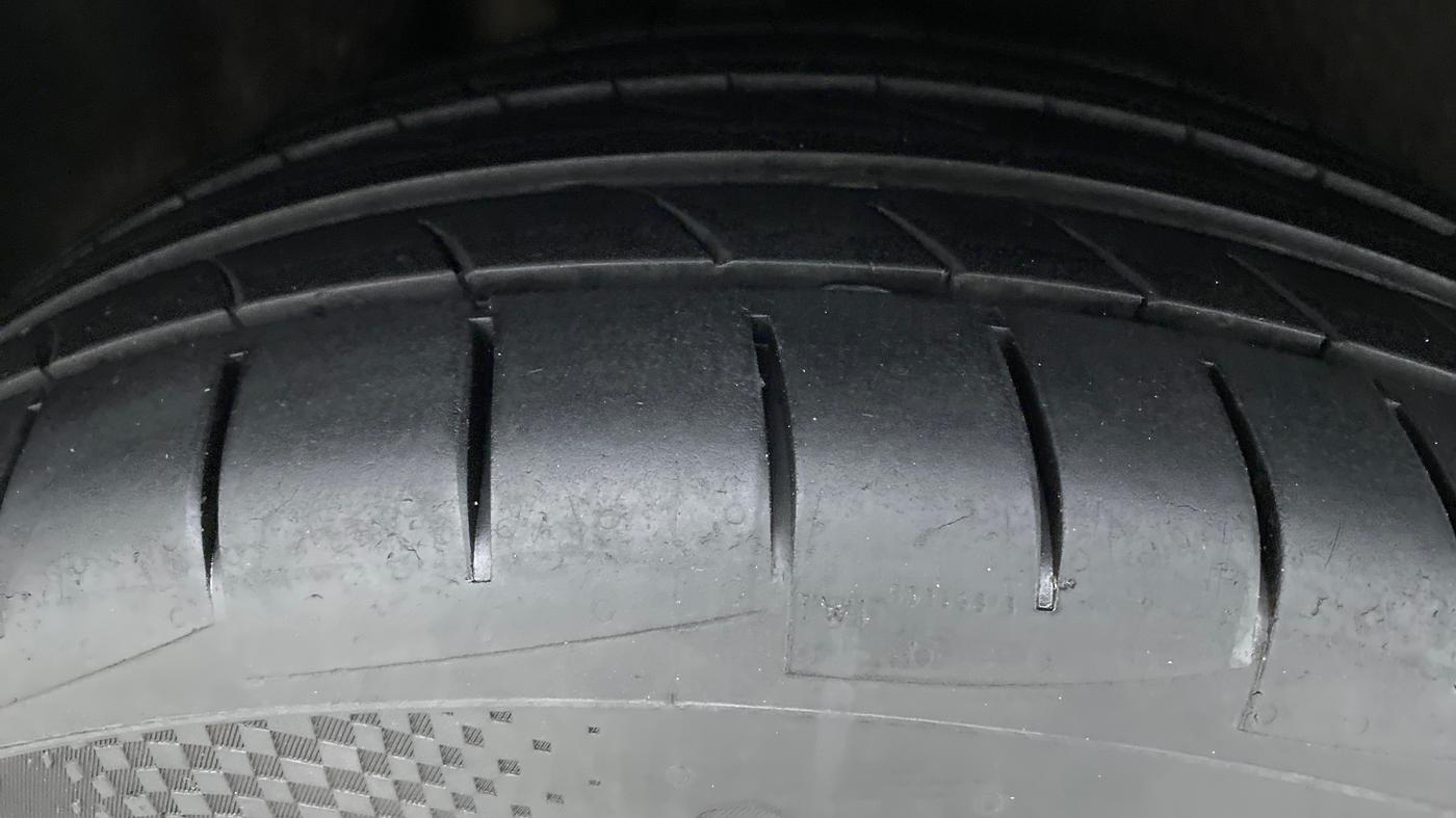 2014 Ford Ecosport TITANIUM 1.5L DIESEL (OPT), Diesel, Manual, 99,843 km, Right Rear Tyre Tread