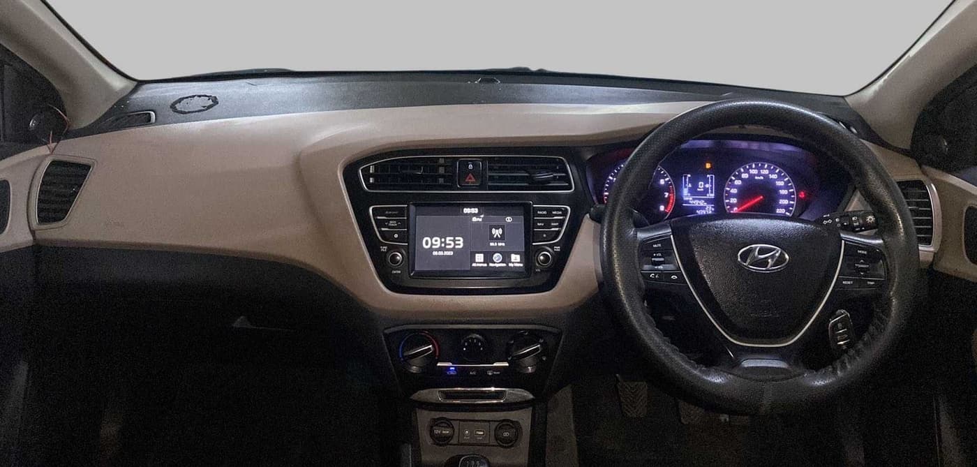 2020 Hyundai Elite i20 SPORTZ PLUS 1.2, Petrol, Manual, 43,973 km, Dashboard
