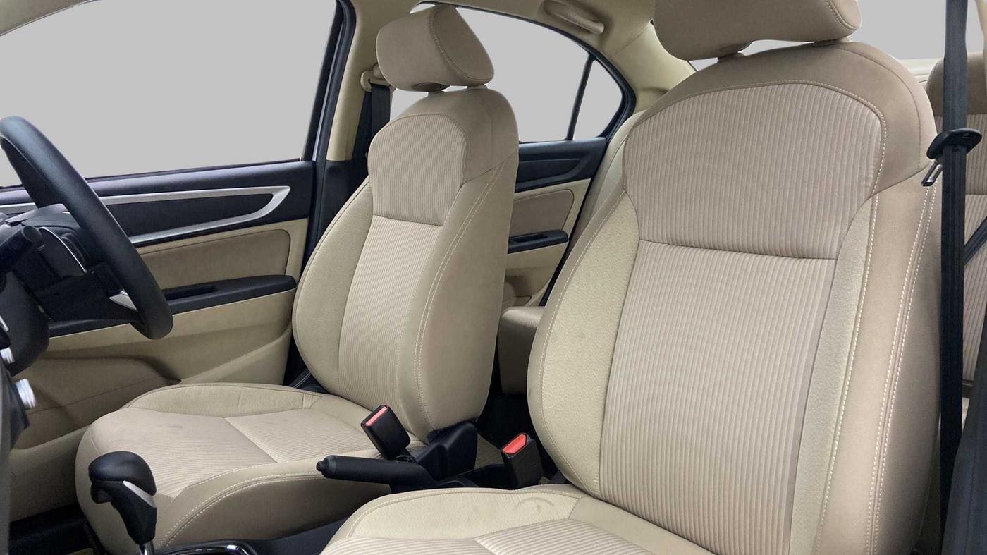 2022 Honda Amaze 1.2L I-VTEC VX CVT, Petrol, Automatic, 12,379 km, Right Side Front Door Cabin