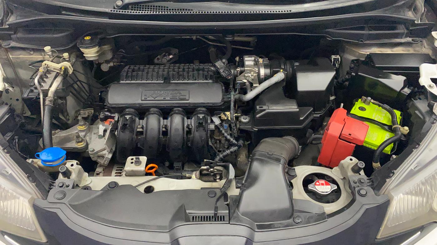 2017 Honda Jazz 1.2L I-VTEC SV, Petrol, Manual, 1,24,205 km, Engine View